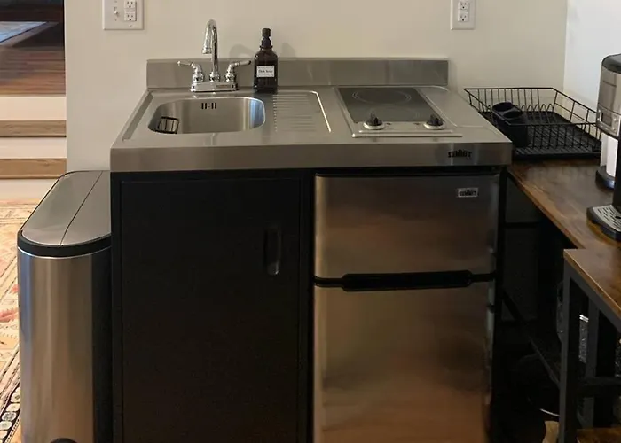 Cozy Love Nest 1Br - Minutes To Downtown Asheville